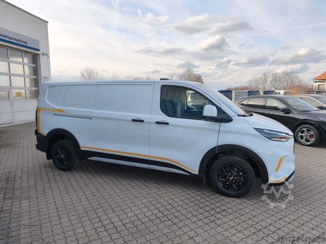 Panelvan FORD Transit Custom Trail 320 L2 AWD Matrix AHK Navi