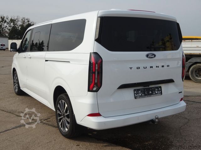 Minibus FORD Tourneo Custom L2 Titanium X Matrix Pano B&O AHK