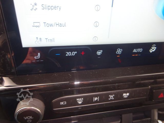 Minibus FORD Tourneo Custom L2 Titanium X Matrix Pano B&O AHK