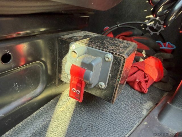 Ladbil med lad MERCEDES-BENZ Arocs 2648 6x4 3 Achs Pritsche Retarder