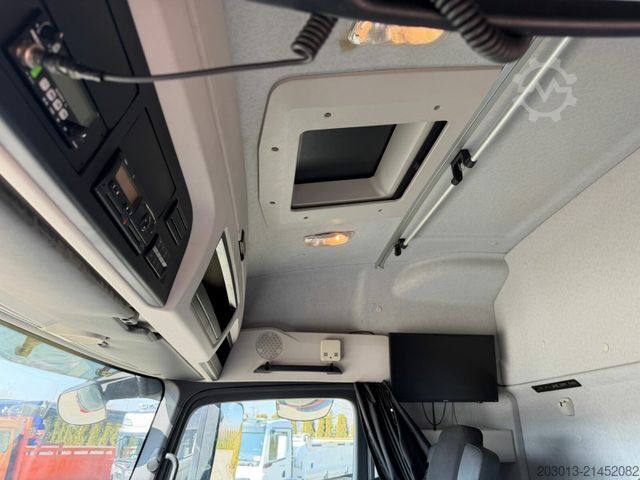 Ladbil med lad MERCEDES-BENZ Arocs 2648 6x4 3 Achs Pritsche Retarder