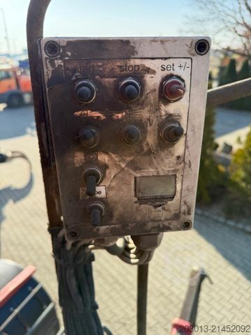 Logging truck MERCEDES-BENZ Actros 2660 6x4 Holztransport mit Kran Penz 10Z8