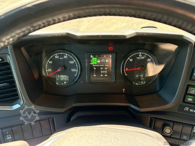 Flatbed truck SCANIA R500 6x4 Pritsche Retarder TOP!