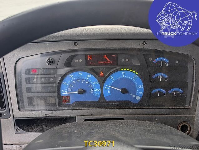 Autocisternă Renault Premium 270