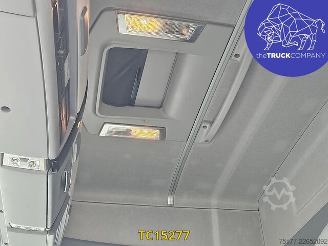 Standart-SZM Renault T 440