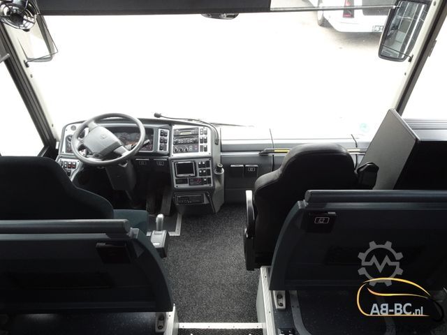 Touringcar VOLVO B9R Berkhof 55 Sitze EURO 5 LIFTBUS