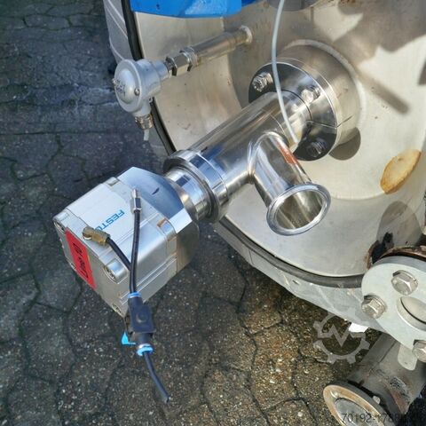 1350 liter verwarmbare/koelbare druktank van V4A met magnetisch roerwerk  