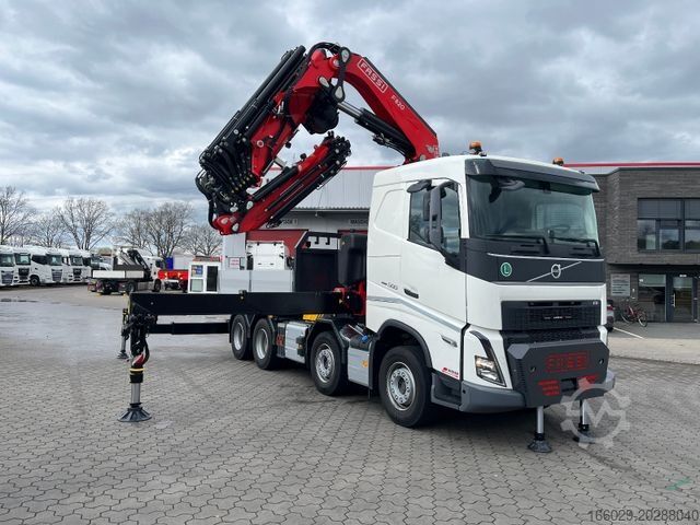 Autokran VOLVO FH 500 8x4 Kran F820 RA2.27 Jib & Winde Sofort