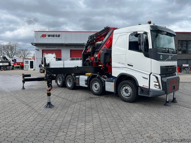 Zware vrachtwagen VOLVO FH 500 8x4 Kran F820 RA2.27 Jib & Winde Sofort