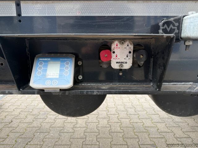Holztransport Anhänger PAVIC HTA 27 Holzanhänger 3 Achse 27.000 Kg