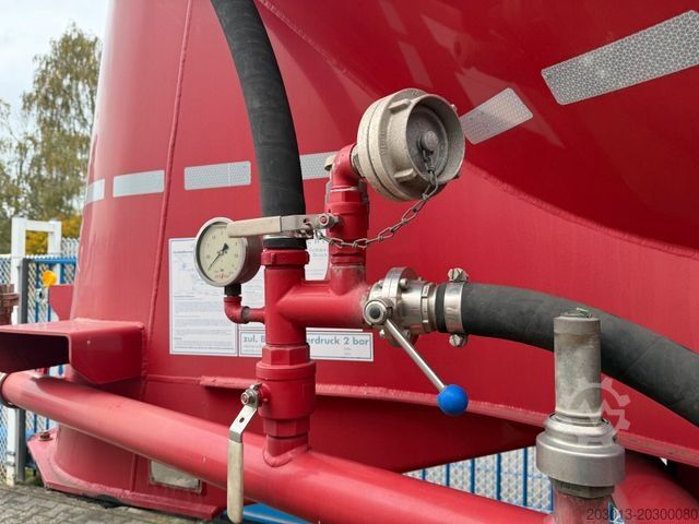 Silo sættevogn SPITZER SF 2754 / 4P liegend Silo 55 m3