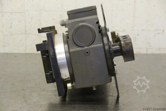 Motor cu transmisie 0,37 kW 9,3 rpm SEW-Eurodrive SA52 DT71D-4BMG