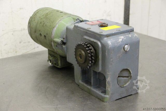 Gearmotor 0,5 kW 21 o / min DEMAG CM63/GS