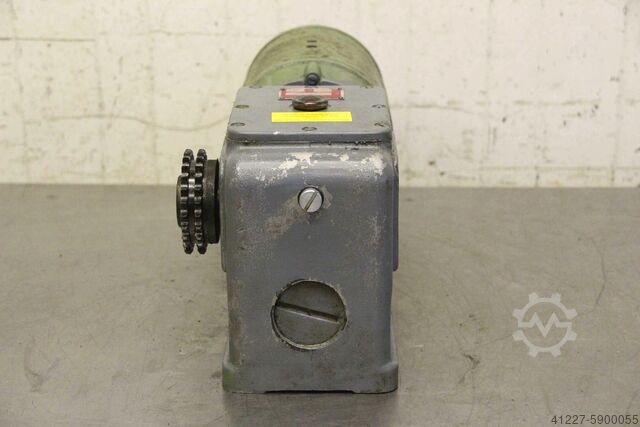 Gearmotor 0,5 kW 21 o / min DEMAG CM63/GS
