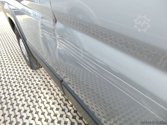 Autocaravana PÖSSL 2 Win R Plus 165 PS Heavy - schöner Schaden