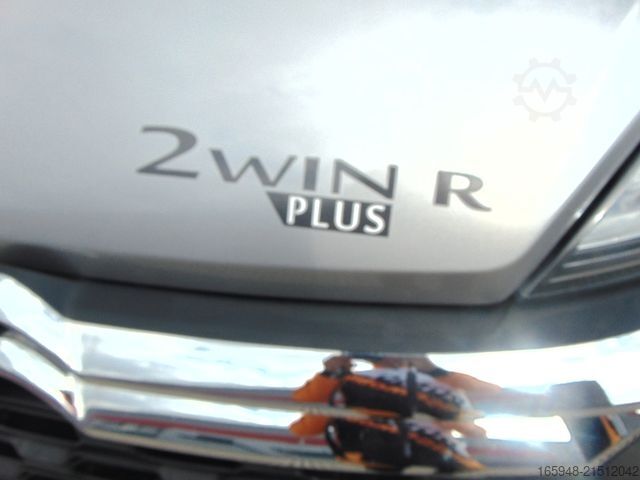 Autocaravana PÖSSL 2 Win R Plus 165 PS Heavy - schöner Schaden
