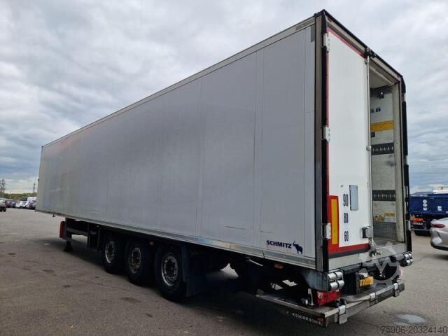 Semirimorchio frigorifero Schmitz Cargobull FRIGORIFIQUE + HAYON