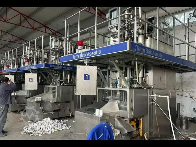 Gebruikte Tetra Pak-machine voor UHT-vollemelk. Tetra Pak® 