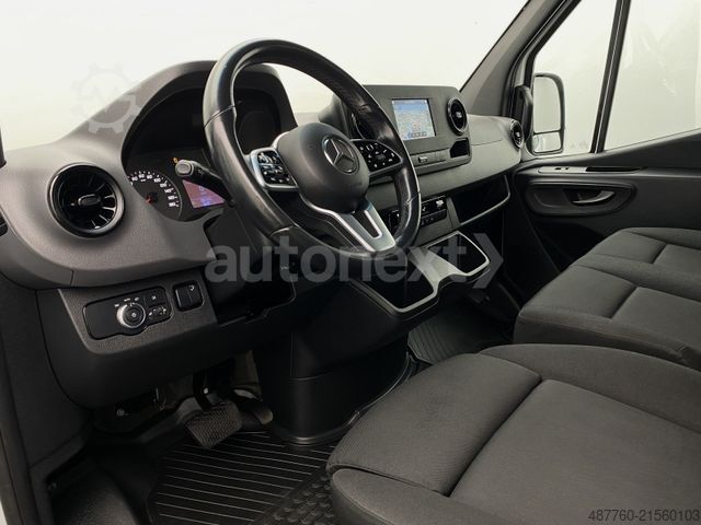 Skåpbil MERCEDES-BENZ Sprinter 316 Aut.*Ladebordwand* AHK 3,5t+Navi 31