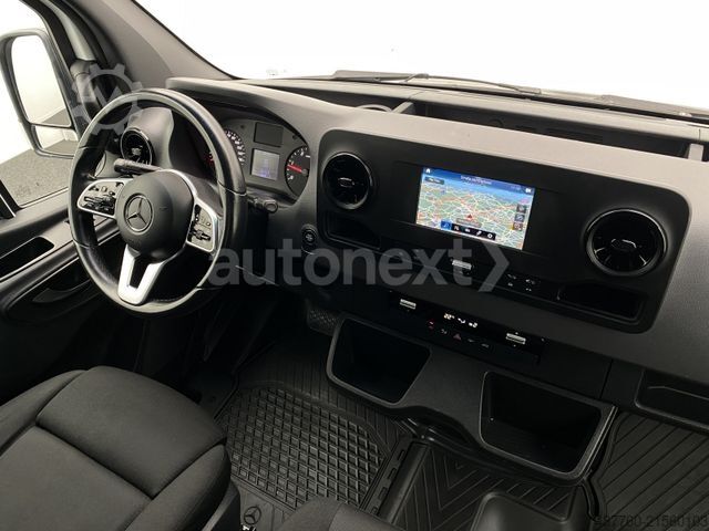 Skåpbil MERCEDES-BENZ Sprinter 316 Aut.*Ladebordwand* AHK 3,5t+Navi 31