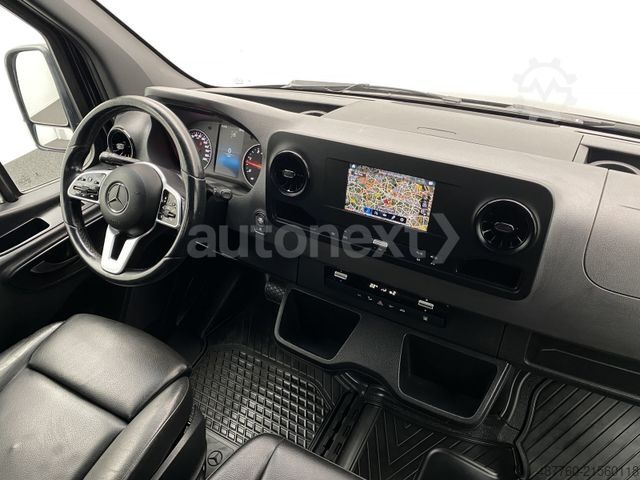 Pick-up skåpbil MERCEDES-BENZ Sprinter 319 DoKa Aut. * V6 * 7-SITZE+AHK 2,8t
