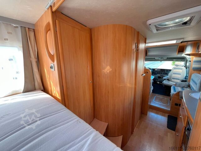 Caravana semiintegrada ADRIA 687 SP - Festbett - Automatik - Klima - AHK -