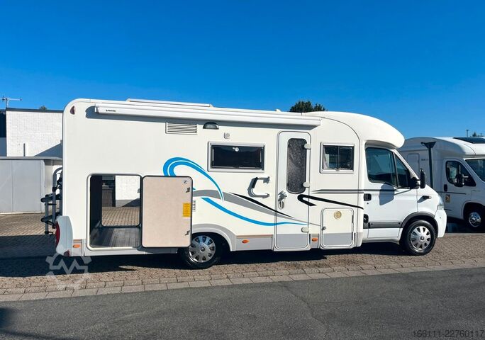 Caravana semiintegrada ADRIA 687 SP - Festbett - Automatik - Klima - AHK -