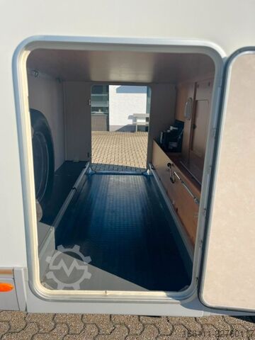 Caravana semiintegrada ADRIA 687 SP - Festbett - Automatik - Klima - AHK -