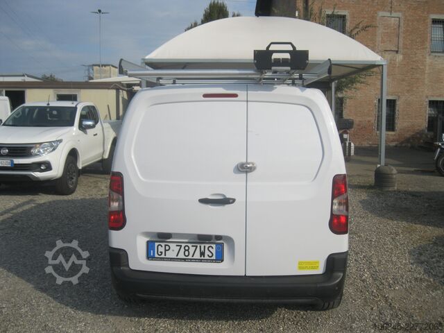 Panelová dodávka FIAT DOBLO'