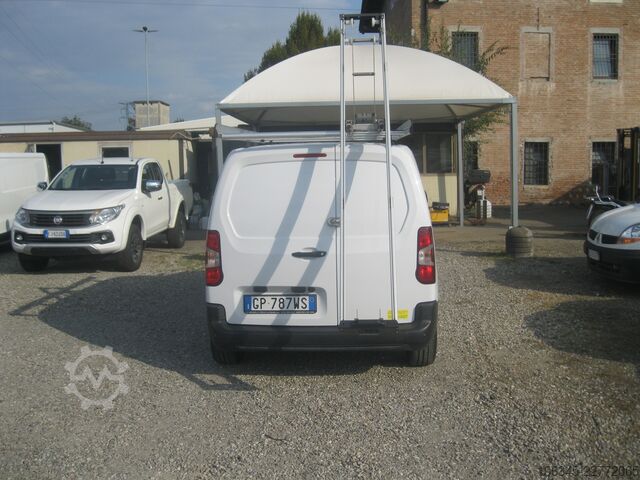 Panelová dodávka FIAT DOBLO'