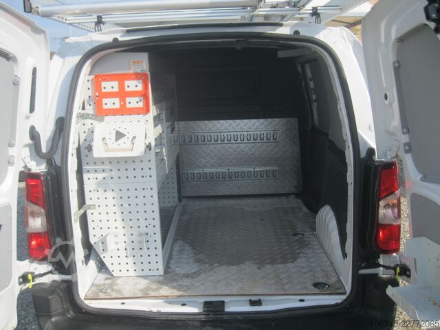 Panelová dodávka FIAT DOBLO'