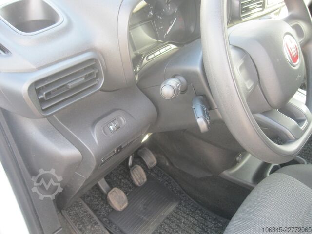 Panelová dodávka FIAT DOBLO'