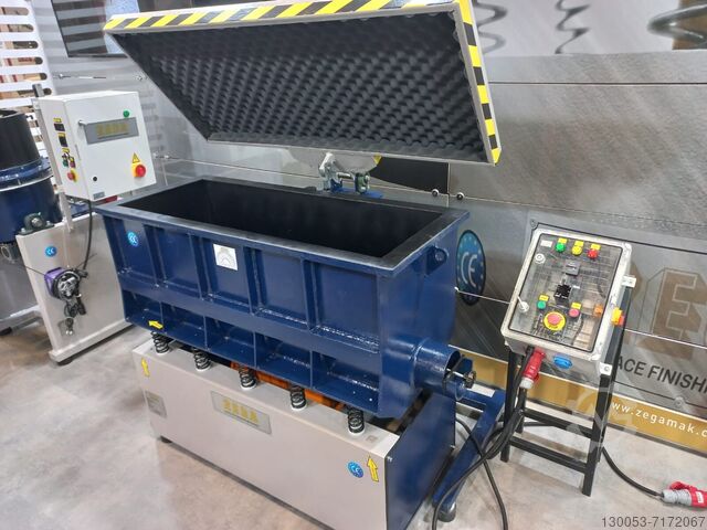 Vibrerende oppervlakte-afwerkingsmachine ZTV250 Trough type vibratory machine