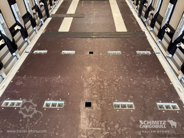 Open oplegger met zeil Schmitz Cargobull Curtainsider Mega Getränke