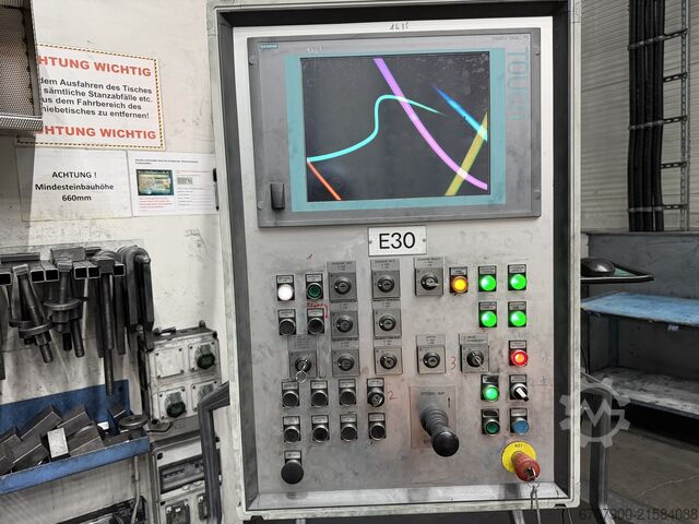 Pressa idraulica Loire Gestamp 2500-600-200/50