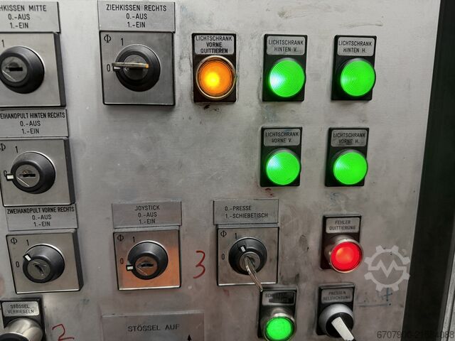 Pressa idraulica Loire Gestamp 2500-600-200/50