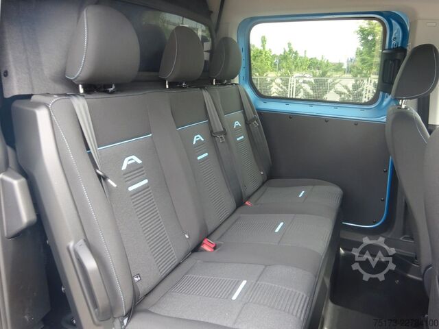 Panelová dodávka FORD Transit Connect L2 FlexCab Active AT AHK Stndhz