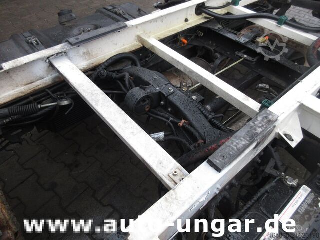 Szemetesautó Nissan Cabstar NT4000 Ersatzteiltzräger / spare