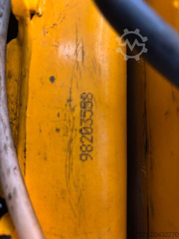 Stivuitoare cu platformă de staționare Jungheinrich ERE 225 - 2400mm