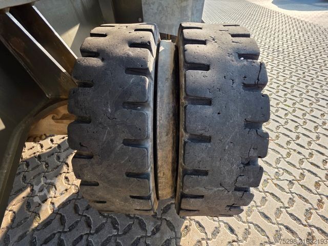 Przedsiębiorstwo Trans-Tech Przedsiębiorstwo Trans-Tech Przedsiębiorstwo Trans-Tech