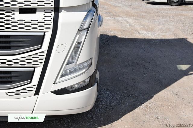 Tractor estándar VOLVO FH 460 Globetrotter XL i-Save ACC