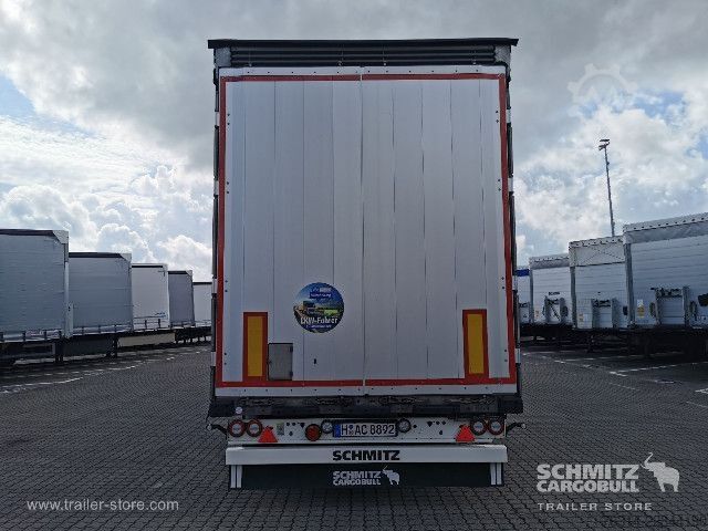 Åben sættevogn med presenning Schmitz Cargobull Curtainsider Mega Getränke