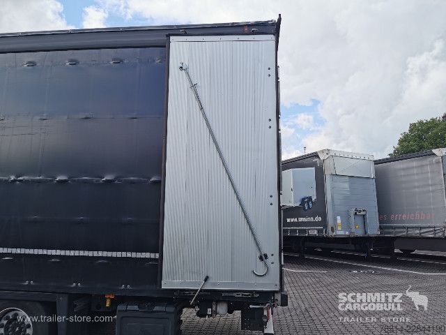 Åben sættevogn med presenning Schmitz Cargobull Curtainsider Mega Getränke