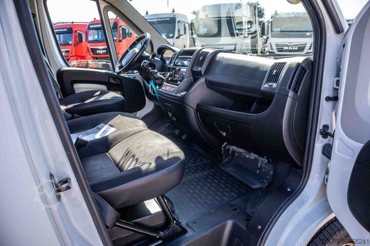 Yolcu taşımacılığı CITROEN JUMPER 2.2 HDI - 9 P.