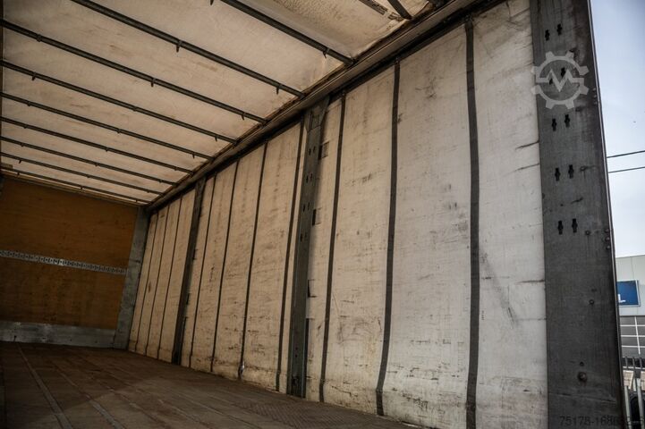 Dekzeil VOLVO FM330-6x2-10 pneus/tires-intarder