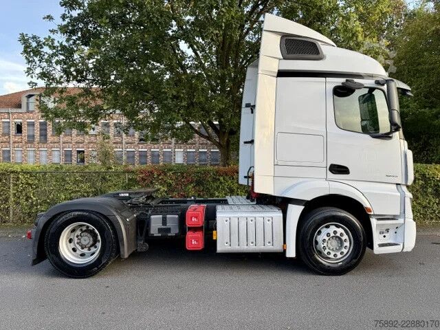 Standart-SZM Mercedes-Benz Actros 1843 StreamSpace 2,30 / Euro6 / 357 tkm