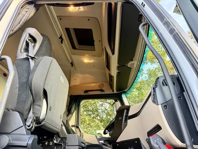 Standart-SZM Mercedes-Benz Actros 1843 StreamSpace 2,30 / Euro6 / 357 tkm