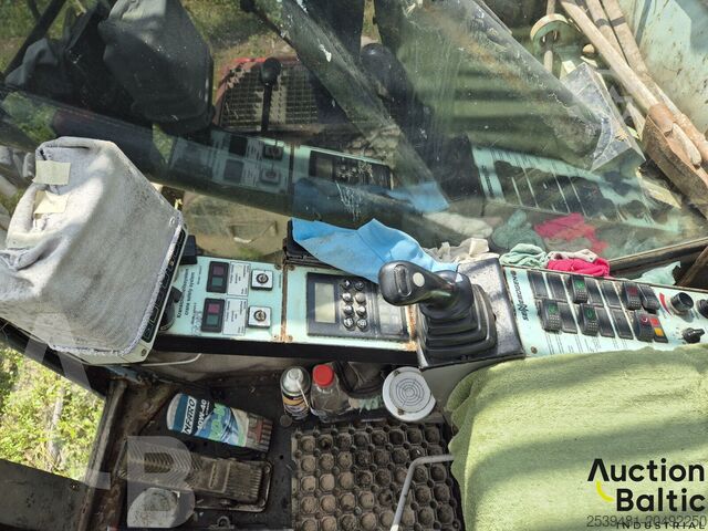 Mobiele kraan Sennebogen 670R