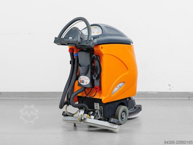 TASKI SWINGO 755 B nove baterije Taski Swingo 755 B - 2014y - 1935 m²/h