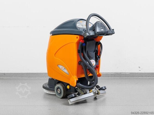 TASKI SWINGO 755 B nove baterije Taski Swingo 755 B - 2014y - 1935 m²/h